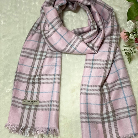 Authentic burberry scarf